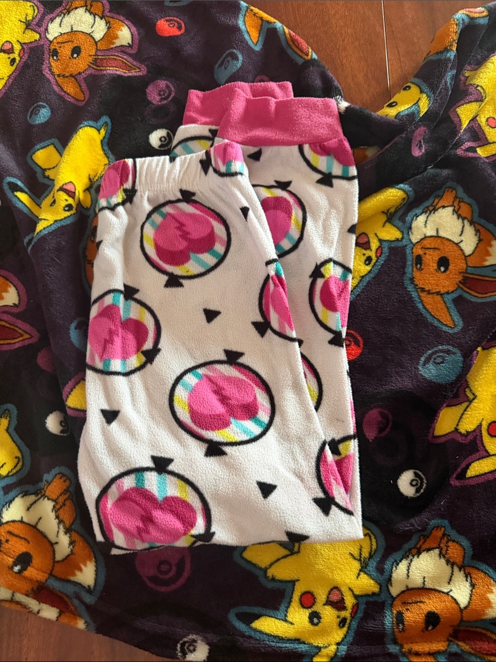 Kids LOL White & Pink Heart Circle Fleece Pajama Pants